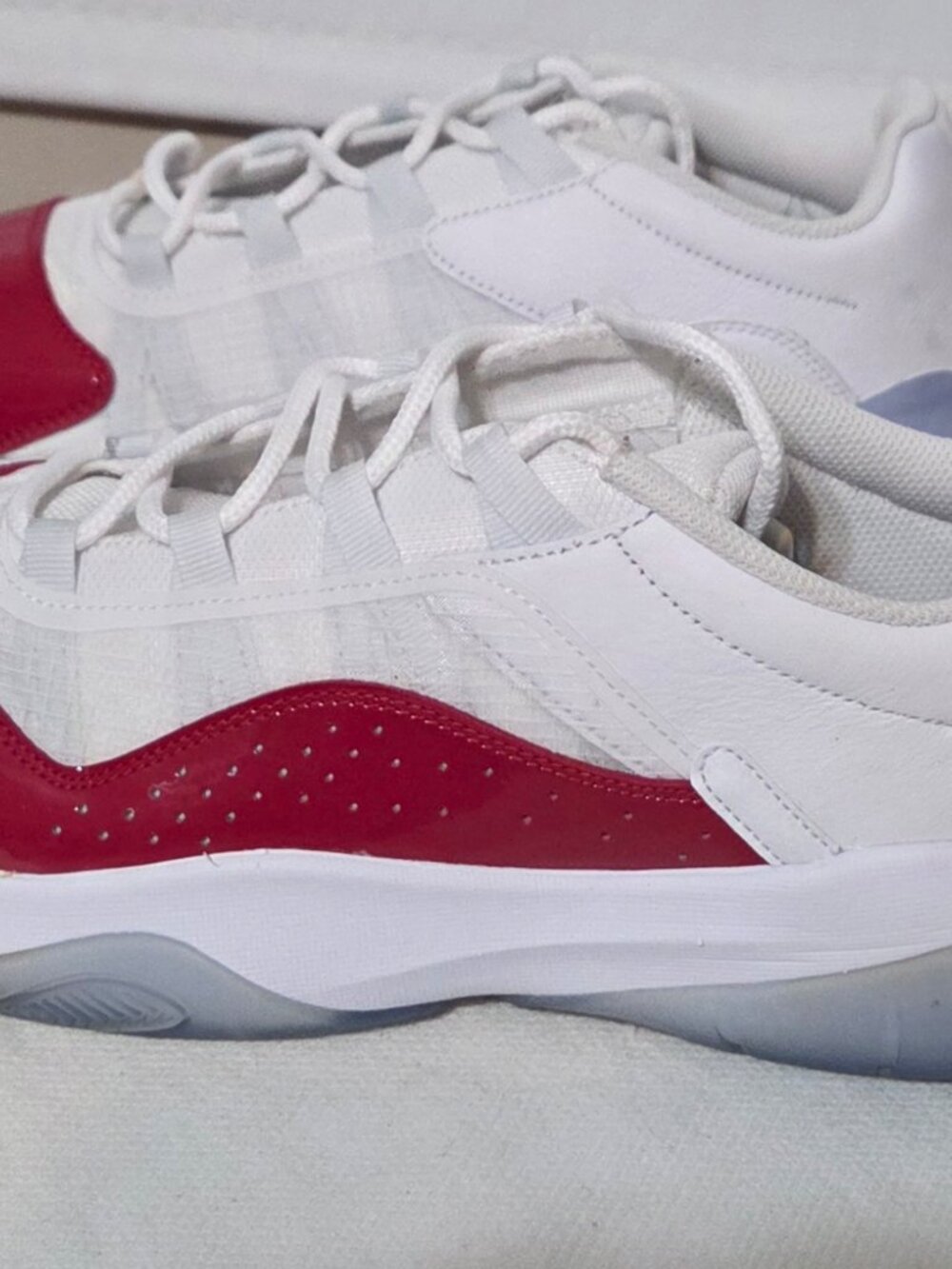 Nike Air Jordan 11 CMFT Low Cherry Mens Size 12 White Basketball Shoes Sneakers - Picture 4 of 8